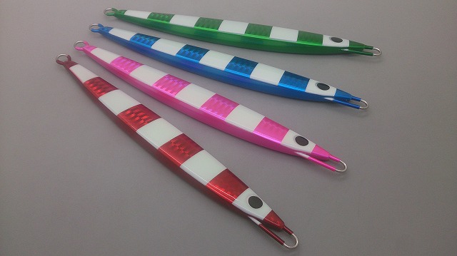 OTTER TAIL(オッターテイル)鉛モデル 【裏面】レッドゼブラ/ピンクゼブラ/ブルーゼブラ/グリーンゼブラ 110・140・170・200gにラインナップ